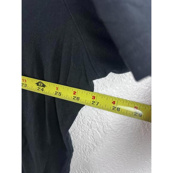 Run The Jewels T Shirt 2XL Black Graphic Tee Gold Chain Hands Hip Hop Rap - Picture 6 of 7